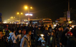 ​Cửa ngõ thủ đô ùn tắc từ sáng sớm