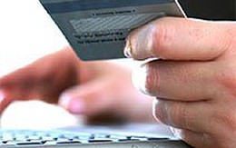 Một phụ nữ bị lừa chuyển gần 2 tỉ cho người xưng công an?