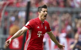 ​Lewandowski lập hat-trick, B.M thẳng tiến đến ngôi vô địch