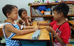 ​Những đứa trẻ “cứ nhỏ xíu hoài”