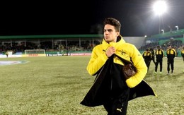 Xe buýt chở đội bóng Borussia Dortmund gặp 3 vụ nổ