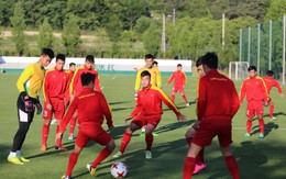 ​Cầu thủ U-20 VN được dùng điện thoại đến hết ngày 26-5