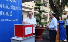 Khối các cơ quan Đảng TP.HCM ủng hộ đồng bào bị mưa lũ