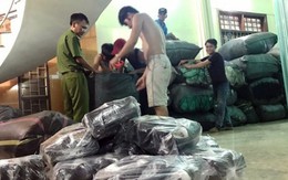 Chặn lô túi xách, áo quần hàng hiệu giả trên đường về TP.HCM