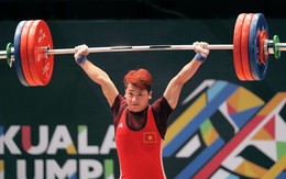 Trịnh Văn Vinh nén đau đánh bại á quân Olympic