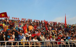 Sân Bình Phước quá tải trước trận đấu của các tuyển thủ U23 Việt Nam