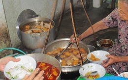 Quán bún bò đầu con hẻm nhỏ