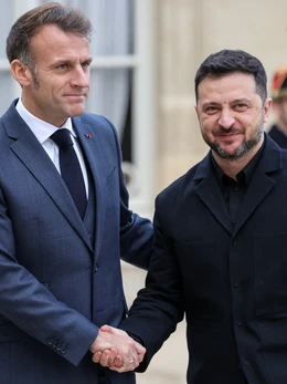 Pháp đồng ý Ukraine mua 100 tiêm kích Rafale, gọi là 'thỏa thuận lịch sử'