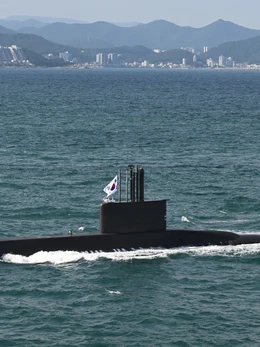 Vì sao Mỹ đồng ý cho Hàn Quốc đóng tàu ngầm hạt nhân?