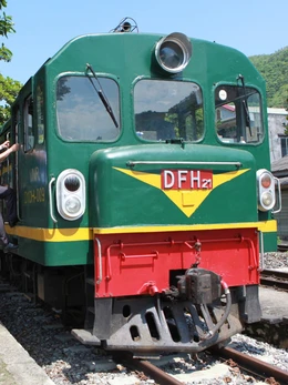 Tăng niên hạn sử dụng của đầu máy, toa xe đường sắt thêm 20 năm