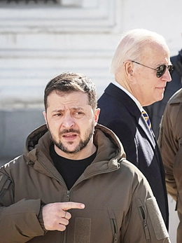 'Cánh tay phải' ông Zelensky từ chức: Bước ngoặt cho hòa đàm Ukraine?