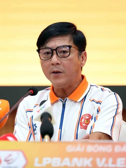 HLV Lê Huỳnh Đức: CLB Công An TP.HCM xứng đáng giành chiến thắng hơn là trận thua