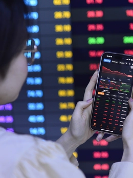 Chỉ hơn 20% cổ phiếu vượt trội, sức 'nóng' nào cho ngành hạ tầng với thương vụ IPO gần 1 tỉ USD?