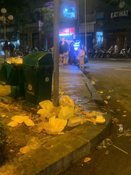 Không cần 'lên sao Hỏa, Mặt trăng', chỉ cần dọn rác do mình xả ra sau khi tụ tập