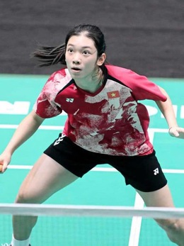 Tay vợt cầu lông 14 tuổi của Việt Nam tăng 650 bậc trên bảng xếp hạng thế giới