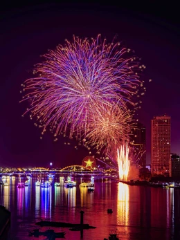 Hà Nội và TP.HCM sẽ bắn pháo hoa mừng Tết dương lịch 2026 ở những địa điểm nào?