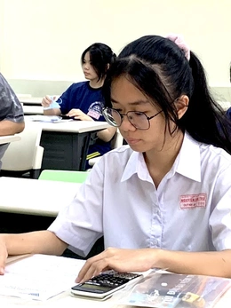 Thí sinh thi đánh giá năng lực ĐH Quốc gia TP.HCM liên tục tăng, điểm thi có biến động?