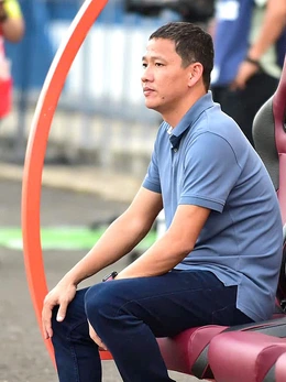 V-League: Độc lạ B.Bình Dương