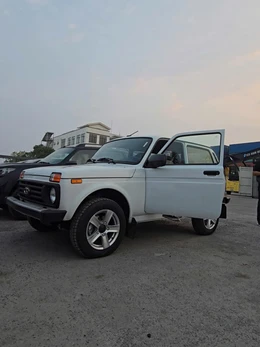 Chi phí nuôi xe Lada sắp vào Việt Nam có thể không rẻ: Xe nào cũng 'ăn xăng' hơn đối thủ
