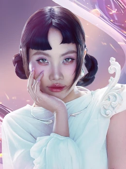 Phương Mỹ Chi là 1 trong 10 Em xinh say hi đầu tiên; Giọng ca I Kissed a Girl qua đời ở tuổi 66
