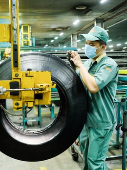 Tăng trưởng 2 con số bền vững, giải pháp nào?