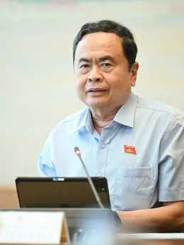 'Quảng Đông, Quảng Châu có thành phố khoa học rộng mênh mông, chúng ta chỉ có một cụm'