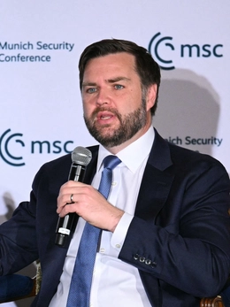 Phó tổng thống Mỹ JD Vance kêu gọi Nga - Ukraine đối thoại trực tiếp