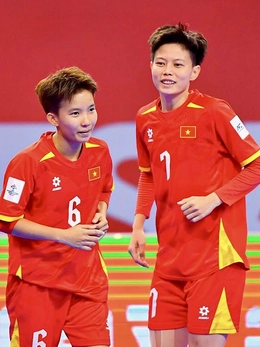 Tuyển futsal nữ Việt Nam quyết thắng Philippines