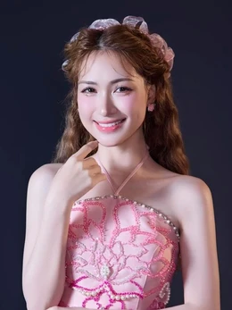 Hòa Minzy là ca sĩ năng suất nhất nửa đầu năm nay