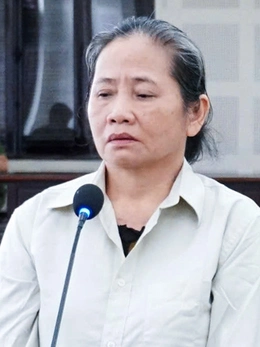 Nữ thầy bói và chiêu lừa 'dâng lệnh'