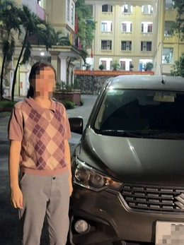 Đi quá nút giao, nữ tài xế 'thản nhiên' lùi xe trên cao tốc