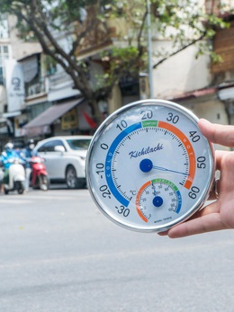 Dễ kiệt sức, sốc nhiệt hoặc đột quỵ do nắng nóng: Làm gì để xử lý kịp thời?