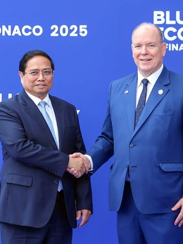 Việt Nam nỗ lực thu hút đầu tư quốc tế cho kinh tế biển