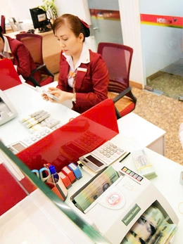 Cả triệu tỉ đồng 'bơm' ra kinh tế: Chuyên gia phân tích 'đường đi' dòng tiền
