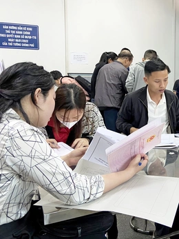 Lãnh đạo tỉnh Phú Thọ yêu cầu xử lý 'cò mồi' làm thủ tục đất đai