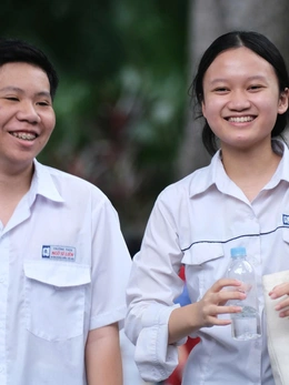 Hà Nội công bố điểm chuẩn bổ sung vào lớp 10 không chuyên năm học 2025-2026