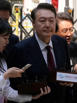 Ông Yoon Suk Yeol tiếp tục bị truy tố thêm nhiều cáo buộc mới