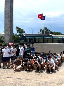 Tiếp nhận 161 ‘cán bộ’ điện lực, thuế giả mạo từ Campuchia, sàng lọc để làm rõ xử lý