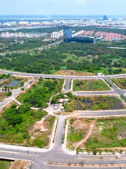 Chậm đóng tiền đất, doanh nghiệp gánh thêm hàng trăm tỉ, áp lực dồn vào giá nhà