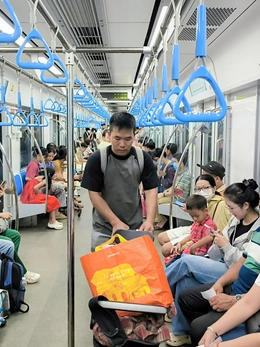 Metro số 1 vượt kế hoạch sau 7 tháng, số chuyến tàu tiếp tục được tăng