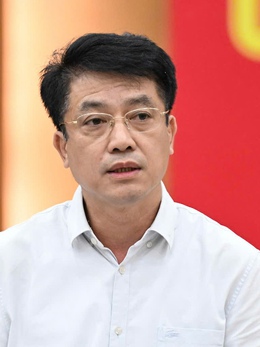 Bộ Nội vụ nói về cơ hội làm công chức của người hoạt động không chuyên trách, trí thức trẻ hợp đồng