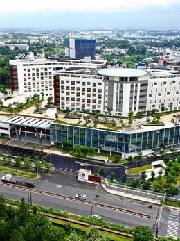 Xếp hạng 10 cơ sở y tế ở TP.HCM có điểm cao nhất và thấp nhất