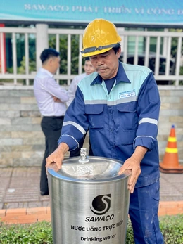 Phường Xuân Hoà lắp 4 trụ uống nước tại vòi, mát lòng người đi đường ngày nắng nóng
