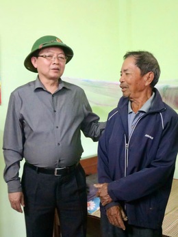 Chiến dịch Quang Trung: 1 tháng dựng lại 1.600 mái nhà cho người dân vùng lũ Đắk Lắk