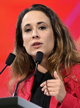 Pháp thảo luận khả năng rút khỏi NATO vì cách hành xử của Mỹ