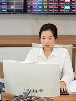 Nhiều doanh nghiệp tên tuổi đồng loạt thoái vốn