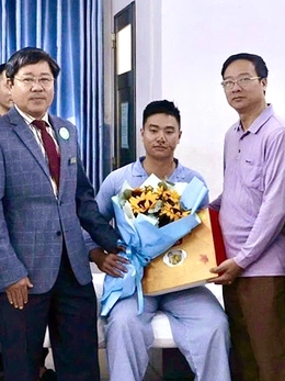 Phi công nhảy dù sau vụ rơi máy bay Yak-130 đã xuất viện