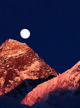 Du lịch xứ tuyết Himalaya hùng vĩ để thêm... khiêm nhường