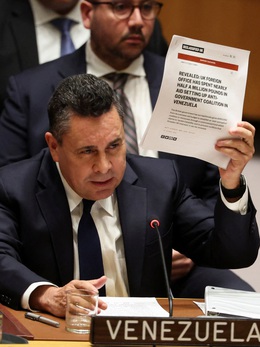 NÓNG: Hội đồng Bảo an họp về Venezuela, Trung Quốc, Nga, Mỹ 'khẩu chiến'