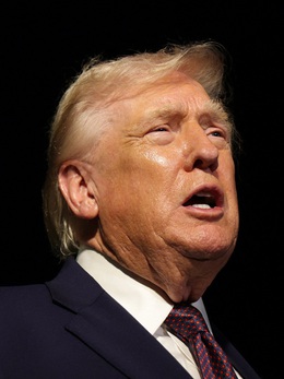 Tổng thống Trump tuyên bố giới hạn quyền lực duy nhất là 'đạo đức của chính ông'